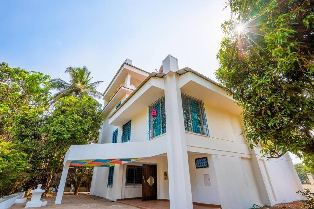 Lake View Villa Gandaulim Extérieur photo