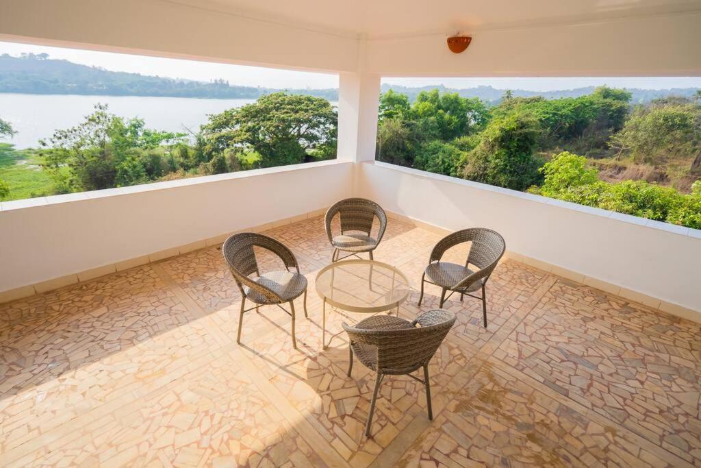 Lake View Villa Gandaulim Extérieur photo