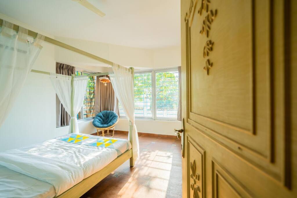 Lake View Villa Gandaulim Extérieur photo