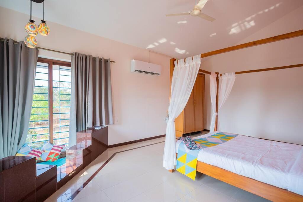 Lake View Villa Gandaulim Extérieur photo